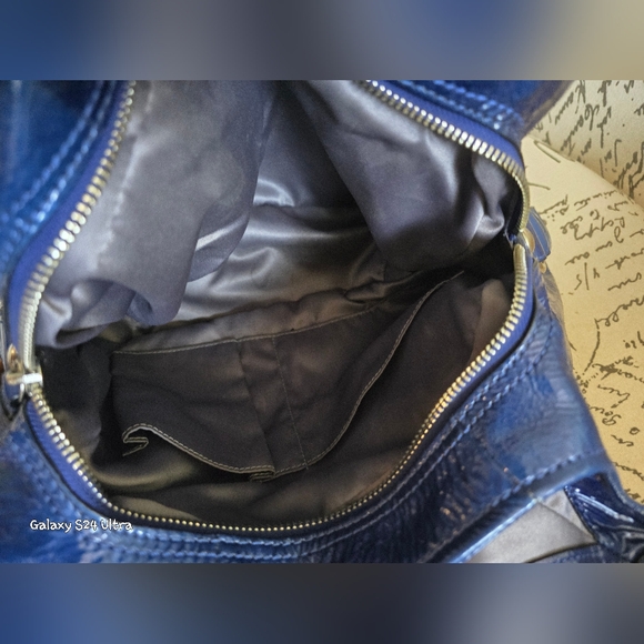 Coach Madison Maggie Patent Leather Shoulder Bag EUC w/ Twilly & Charm - Picture 12 of 17